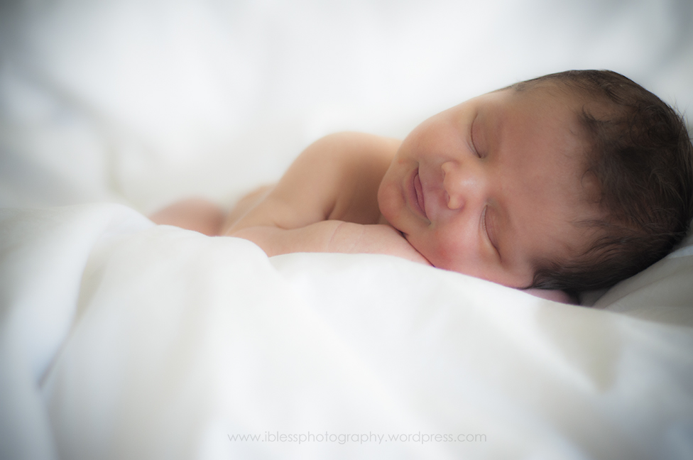 new born baby photography Dubai 2