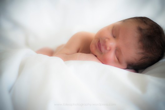 new born baby photography Dubai 2