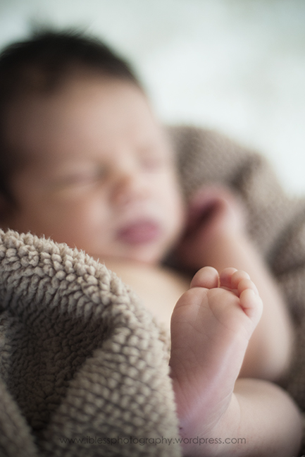 new born baby photography Dubai 3